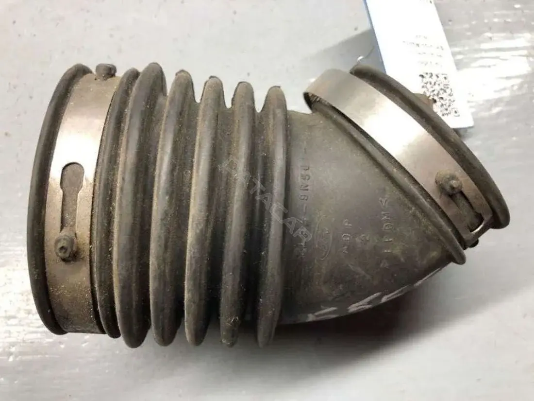 Патрубок воздушный 2L84-9R504-BA