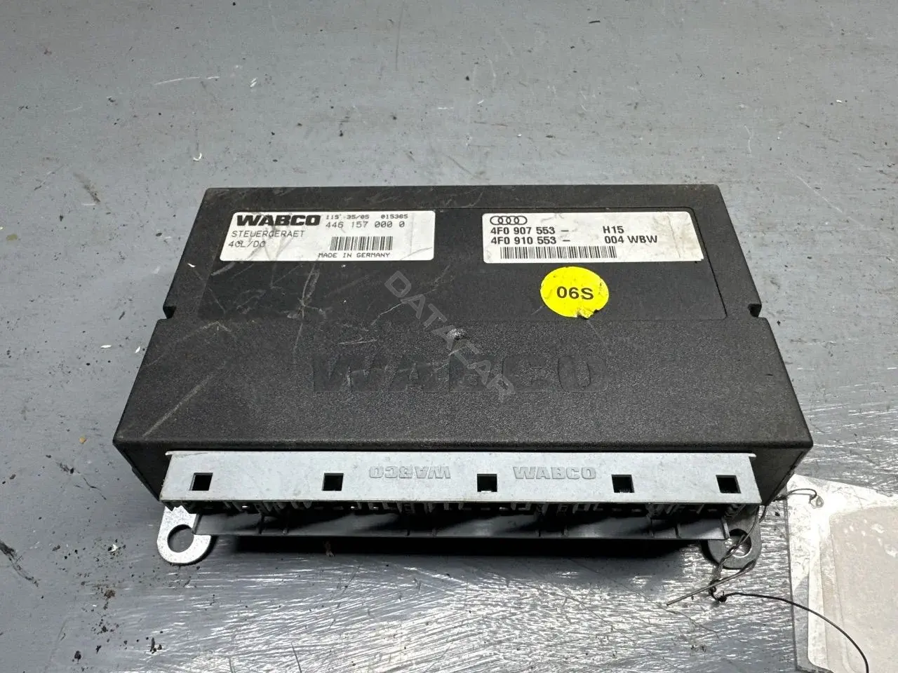 Блок управления пневмоподвеской 4F0907553, 4F0910553