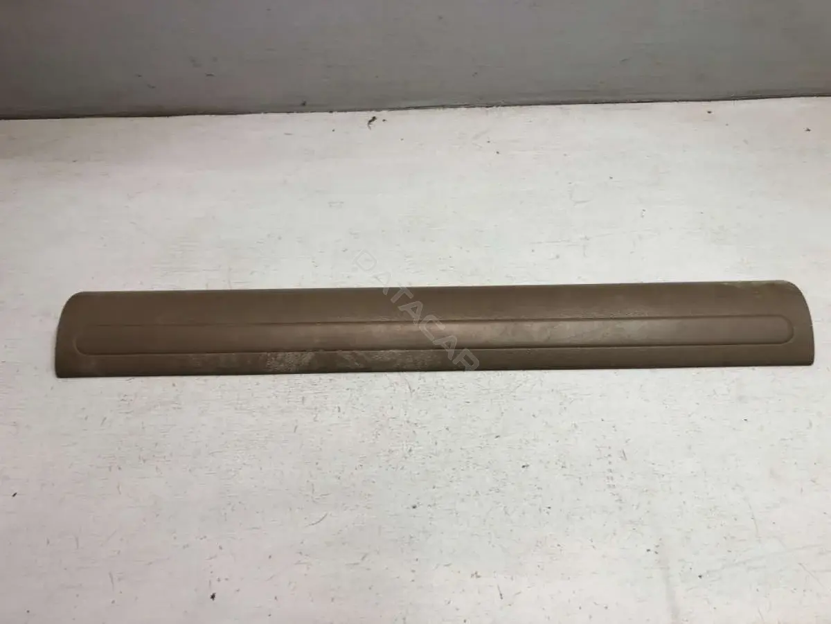 Накладка на порог 1X43-F13200-AHW