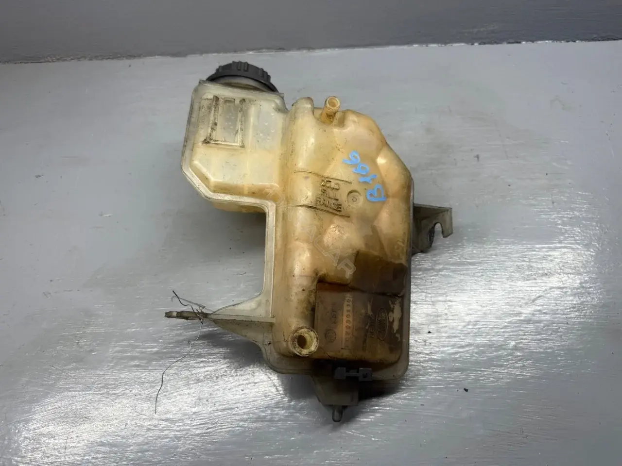 Расширительный бачок PCF500110