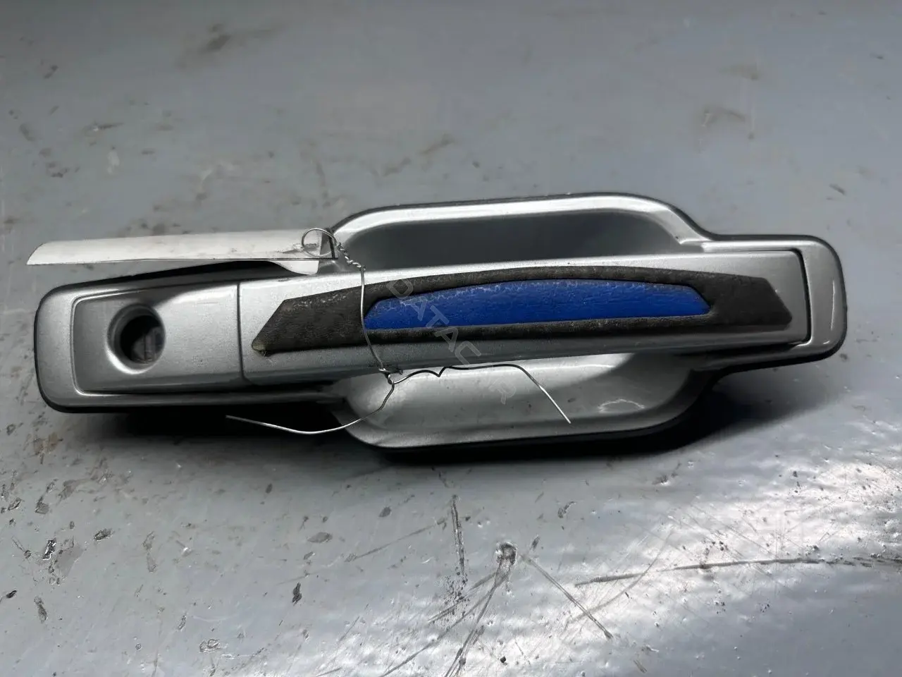 Ручка двери 72450-31000