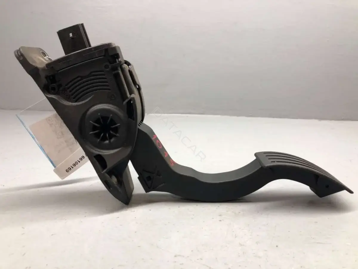 Педаль газа EV61-9F836-AA