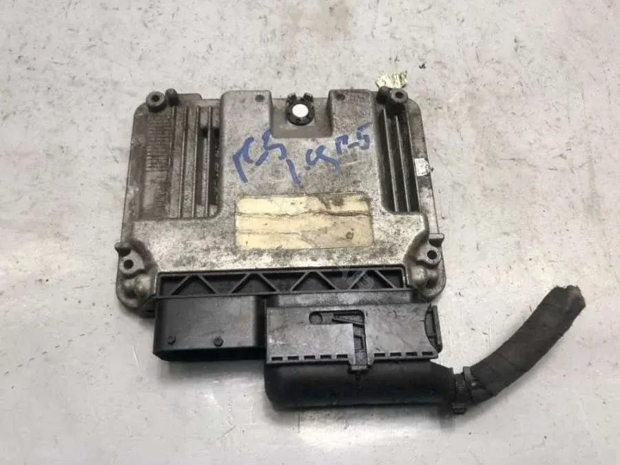 Блок управления двигателем 0281013232, 03G906021KP, Bosch