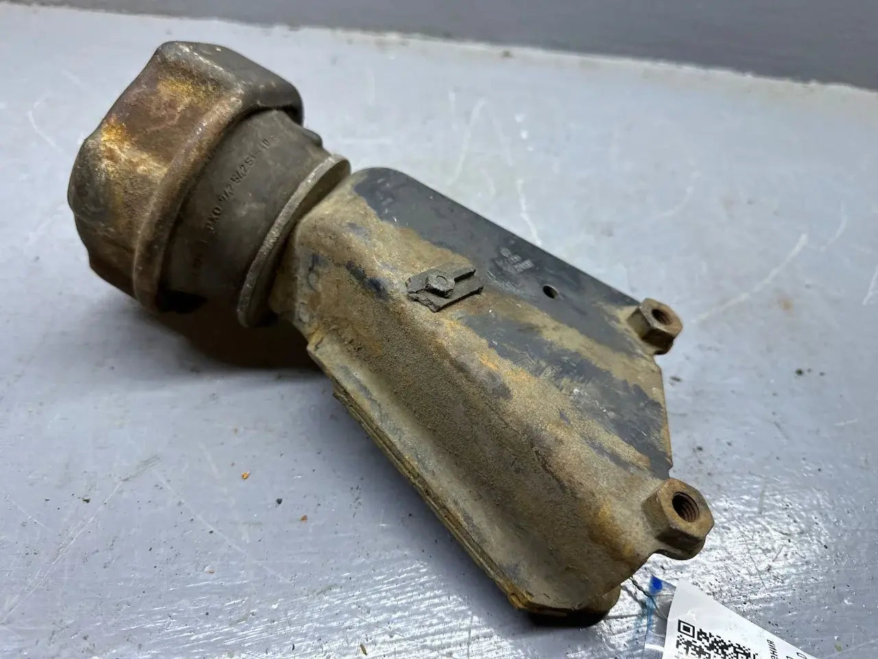 Подушка КПП 701199204D