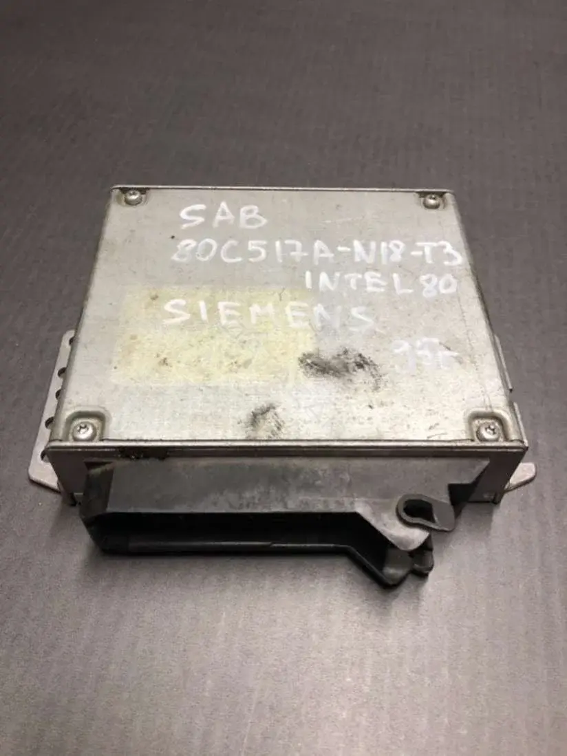 Блок управления двигателем 80c517A-N18-T3, Intel 80, SAB