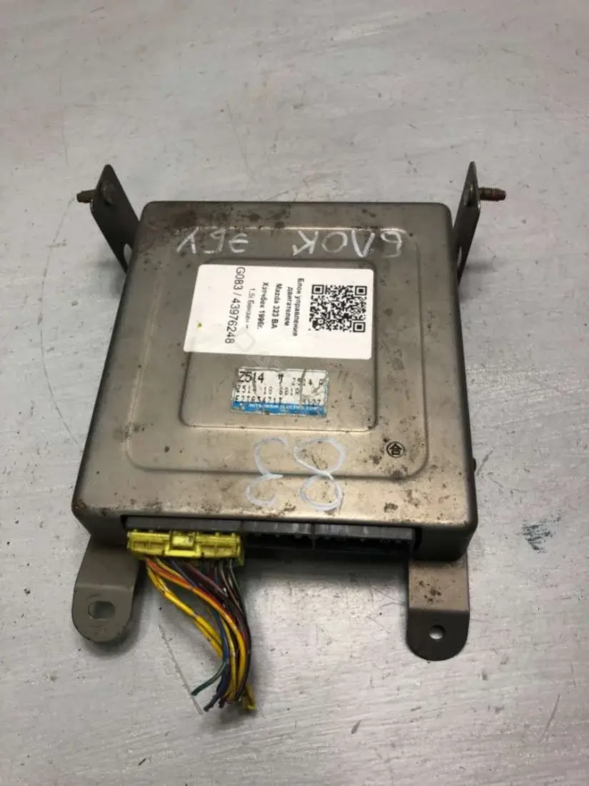 Блок управления двигателем E2T83471T