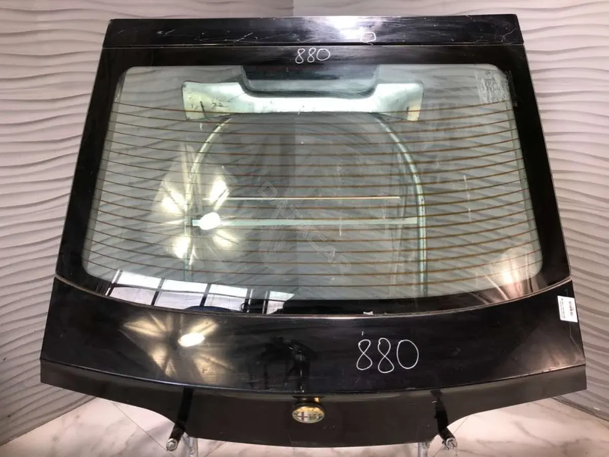 Крышка багажника 880