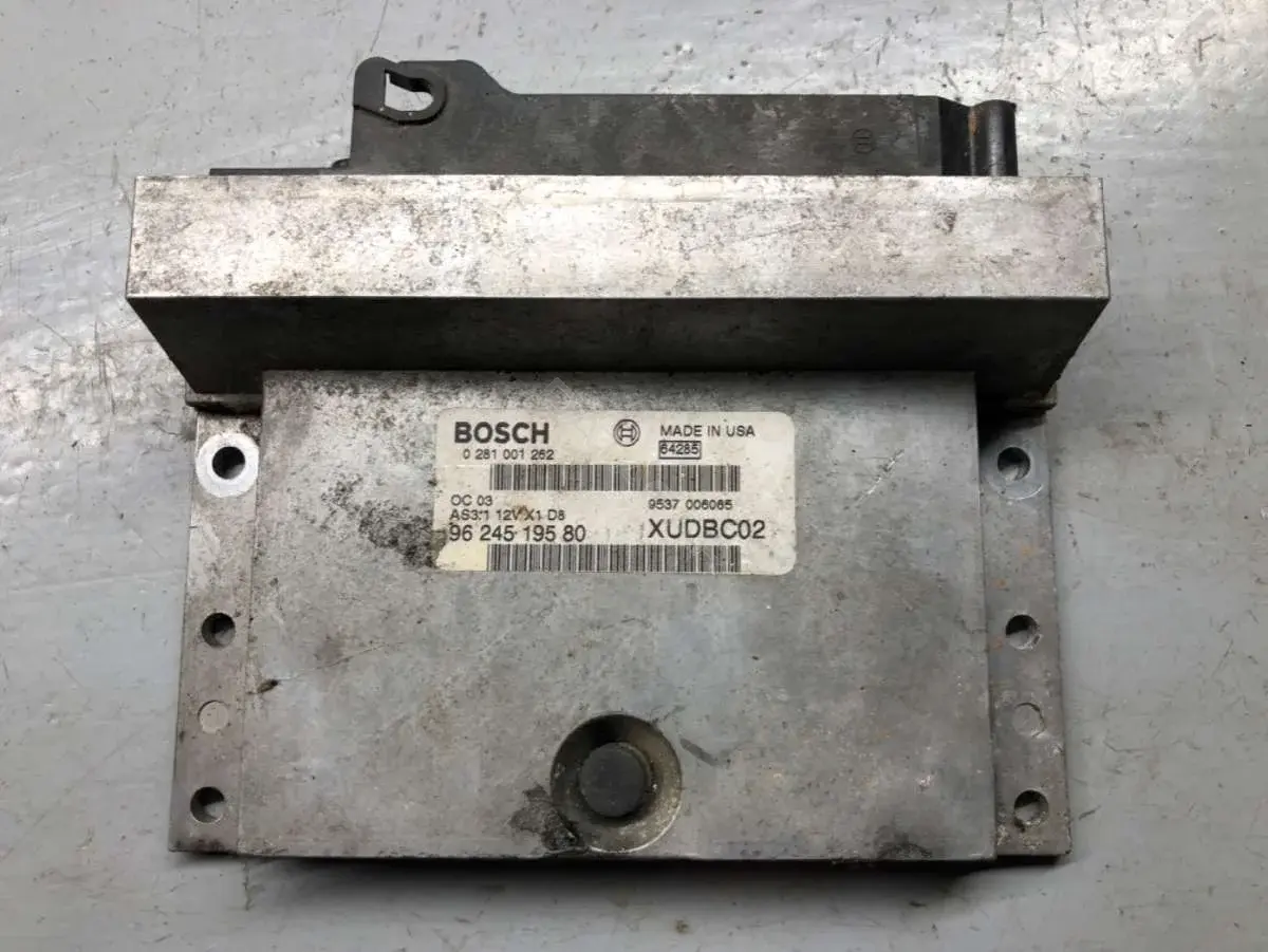 Блок управления двигателем 0281001262, 9624519580, BOSCH