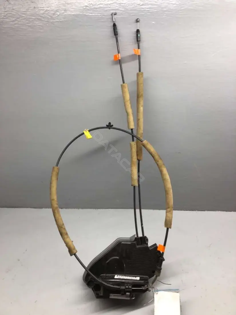 Замок двери 825003SG0A