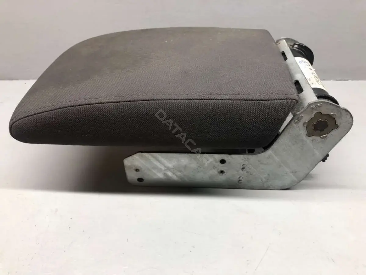 Подлокотник 5M0864207B