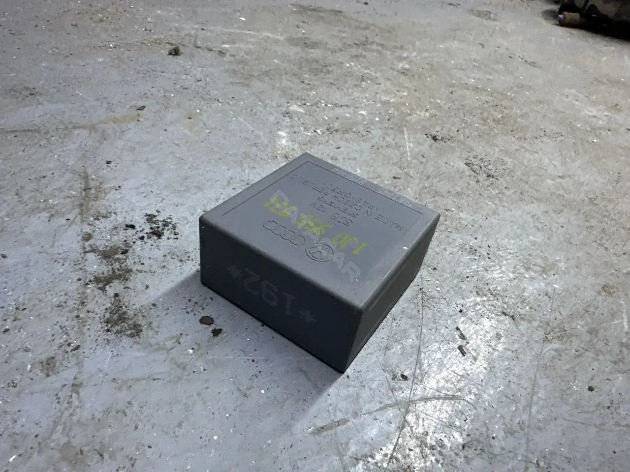 Реле стеклоочистителя 1J0955531
