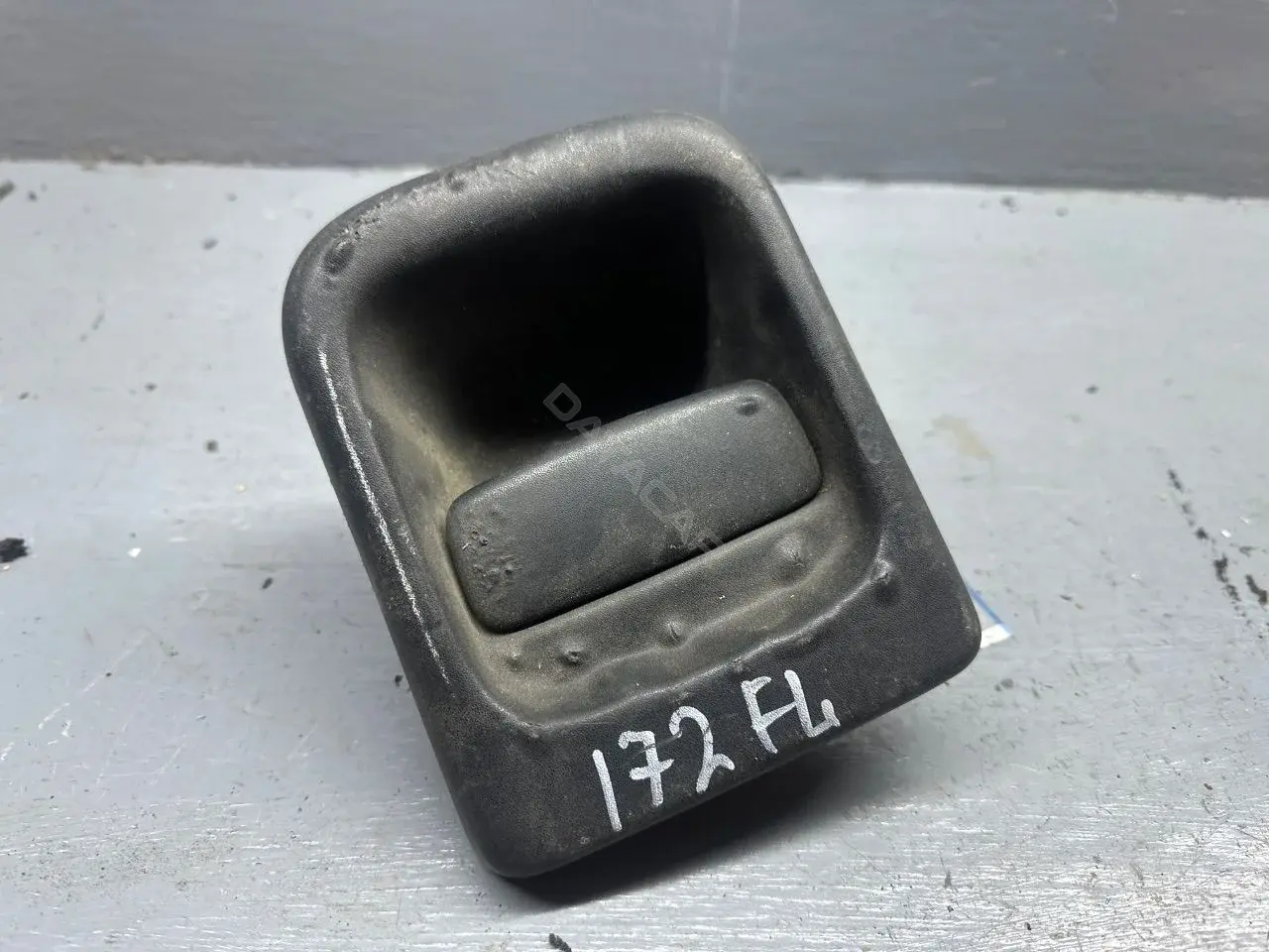 Ручка двери 7700352488