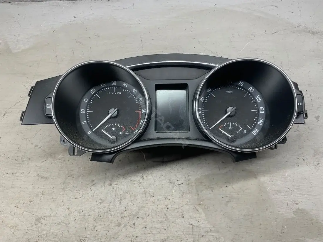 Панель приборов 3T2920941H