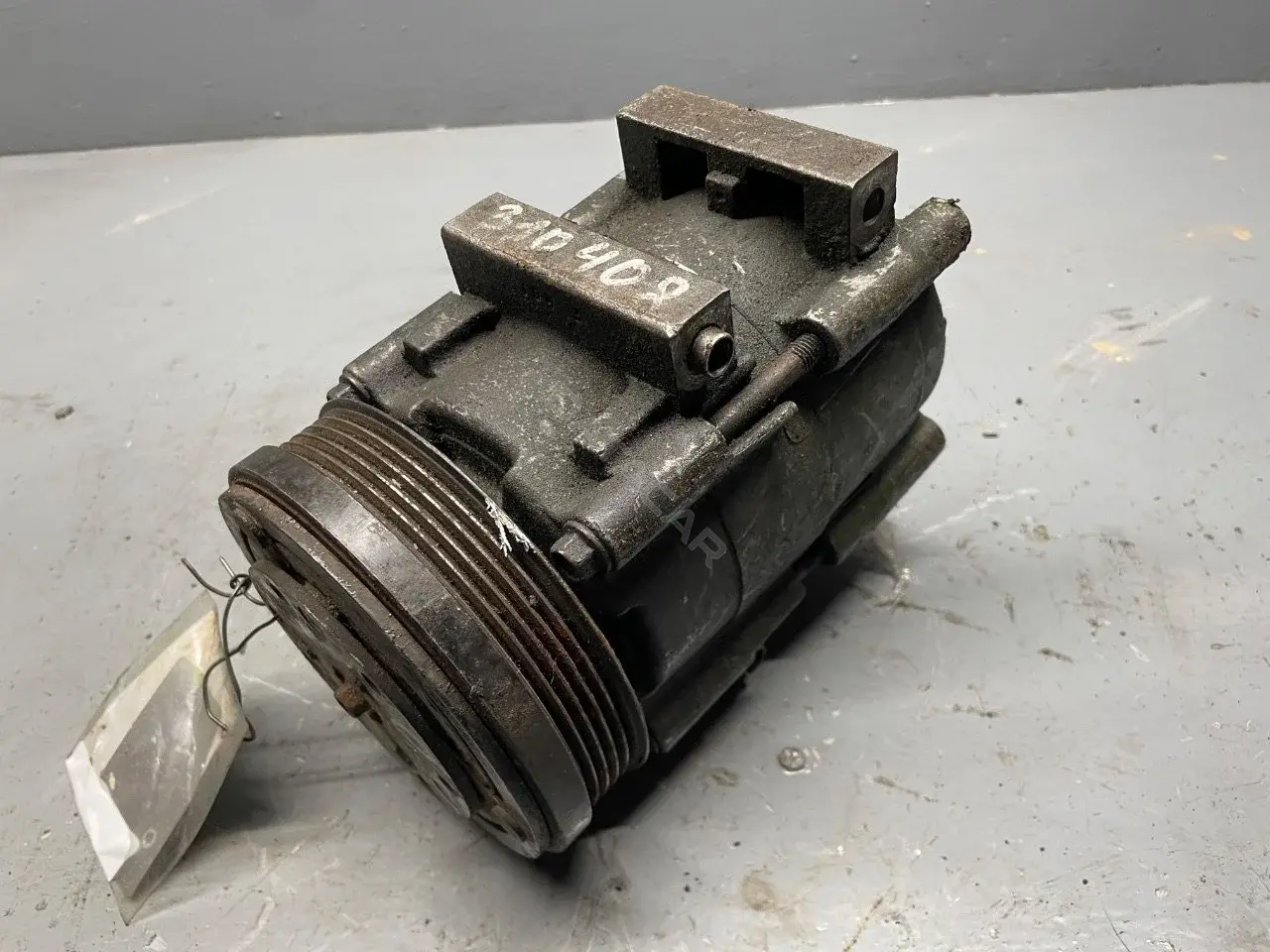 Компрессор кондиционера XS7H19D629CA