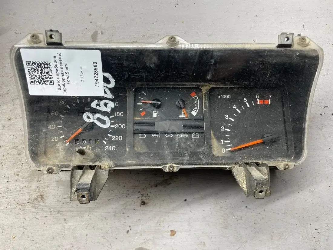 Панель приборов 88BB-10848-AA