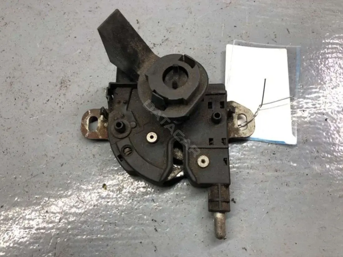 Замок капота 3M51-16700-AB
