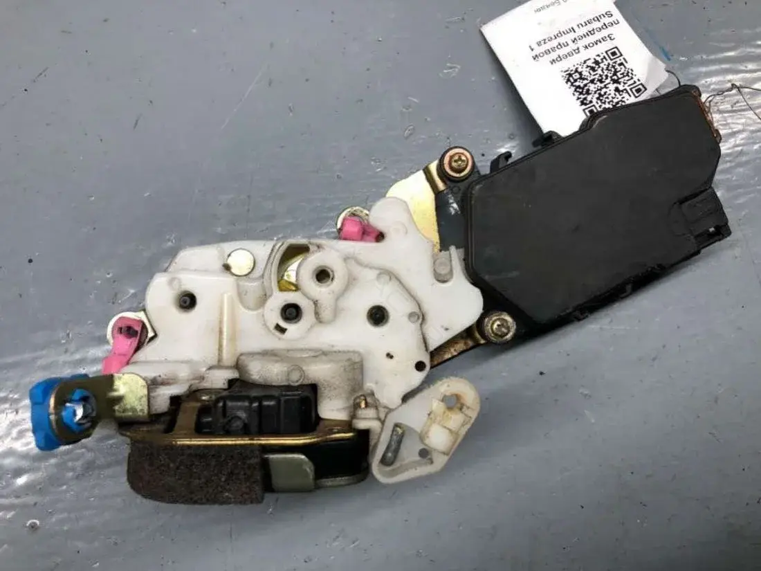 Замок двери 62318FA100