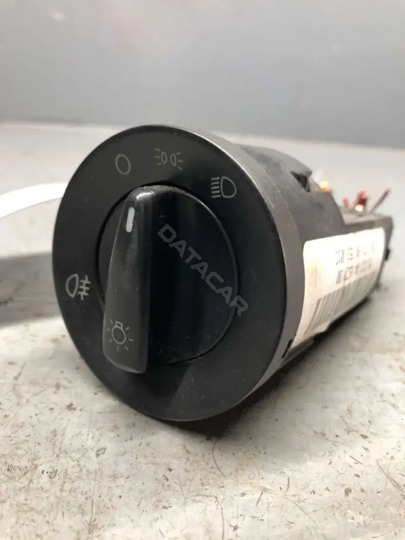 Переключатель подрулевой 1C094153101C