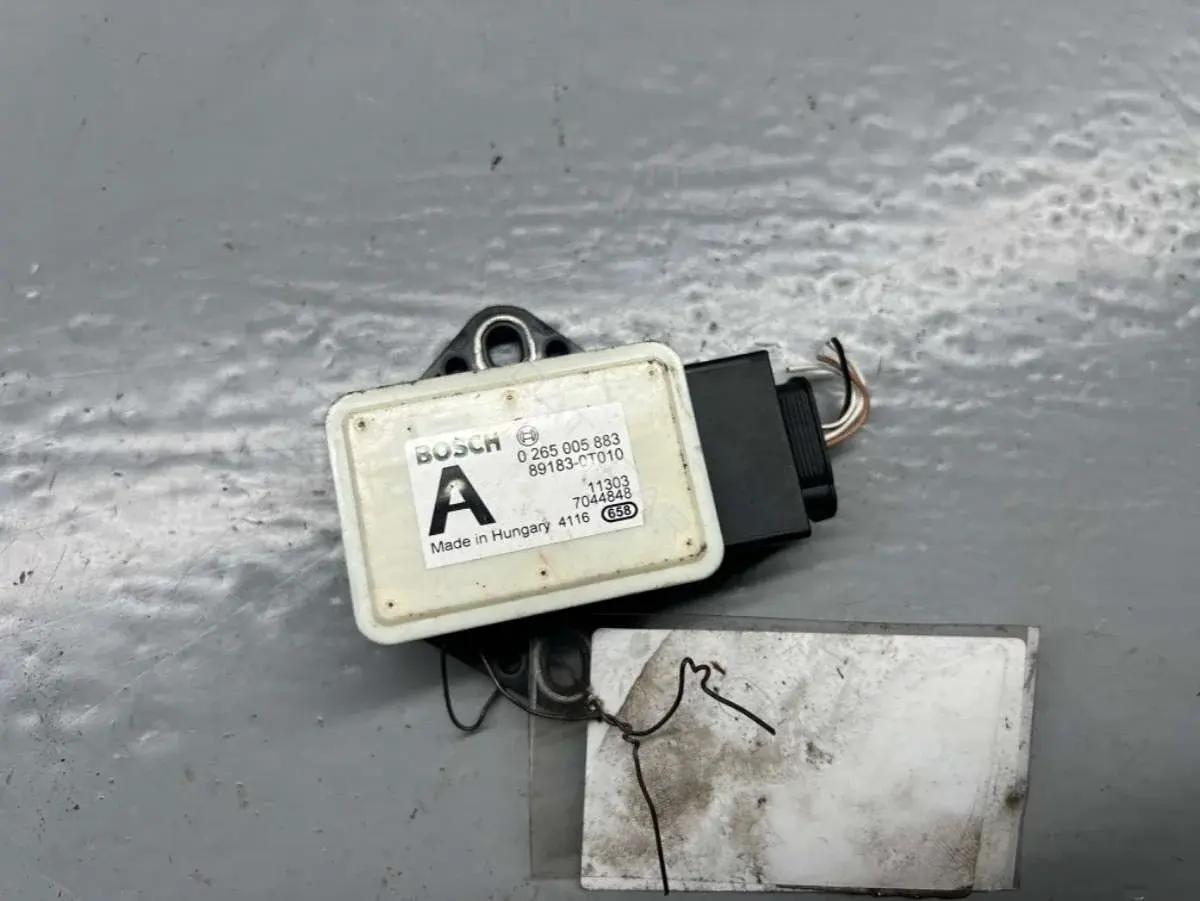 Датчик ускорения 0265005883, 89183-0T010, Bosch