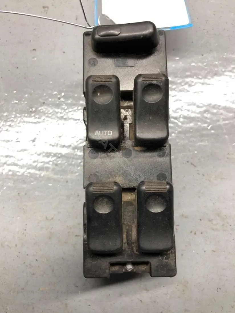 Блок управления стеклоподъемниками HG3066350