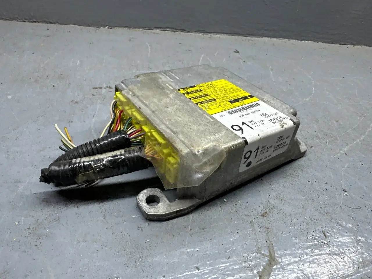 Блок управления подушками безопасности 89170-0F032