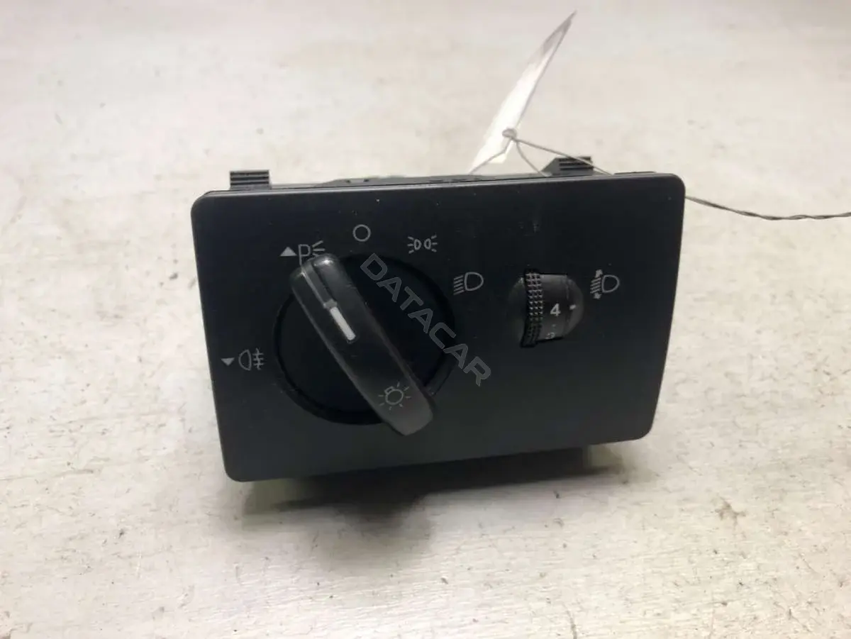 Переключатель подрулевой 3M5T13A024EB