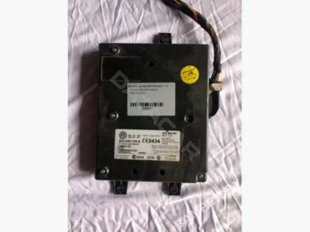 Блок управления телефоном 3C0035729G