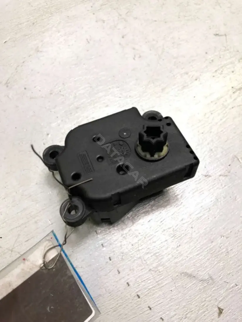 Мотор заслонки печки F663746XC, Valeo