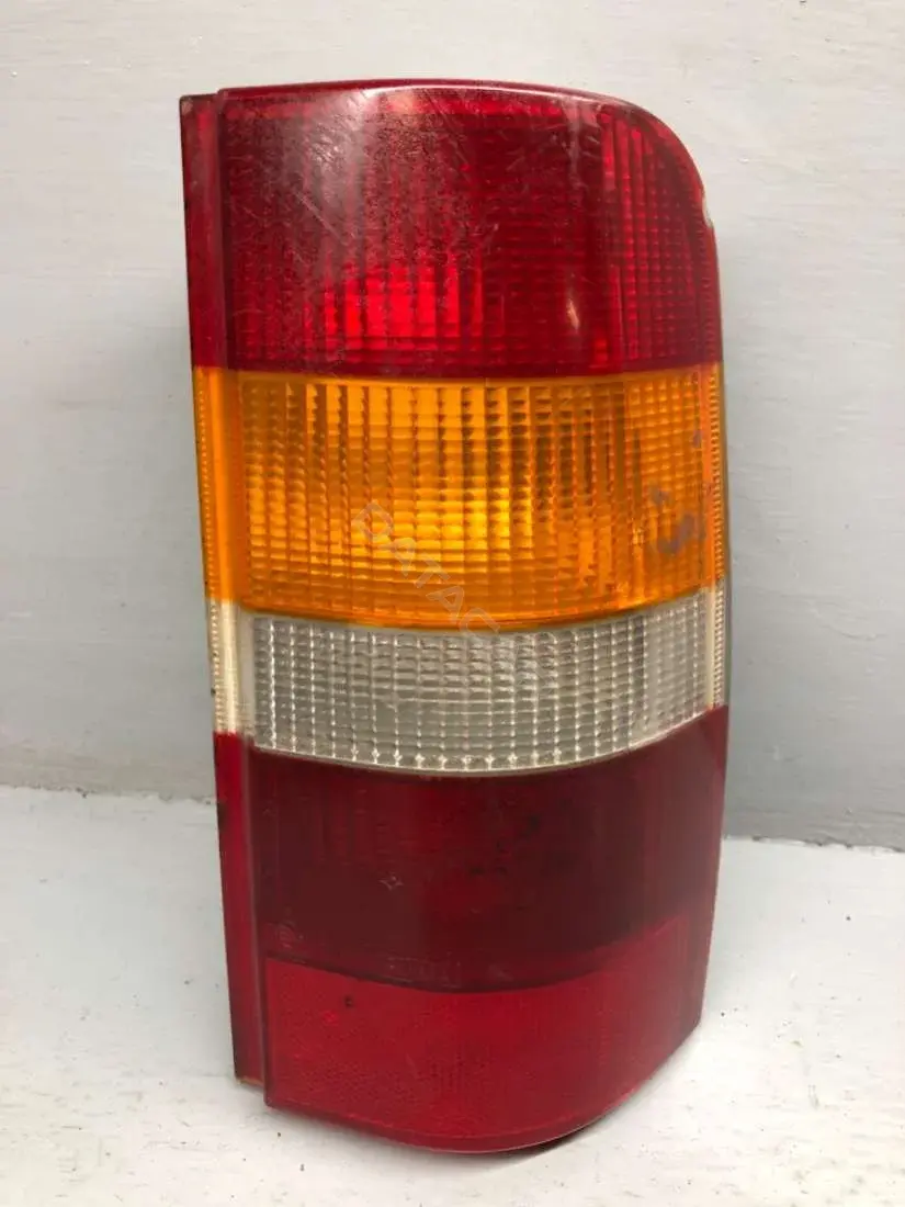 Задние фонари 90VB-13404-AB