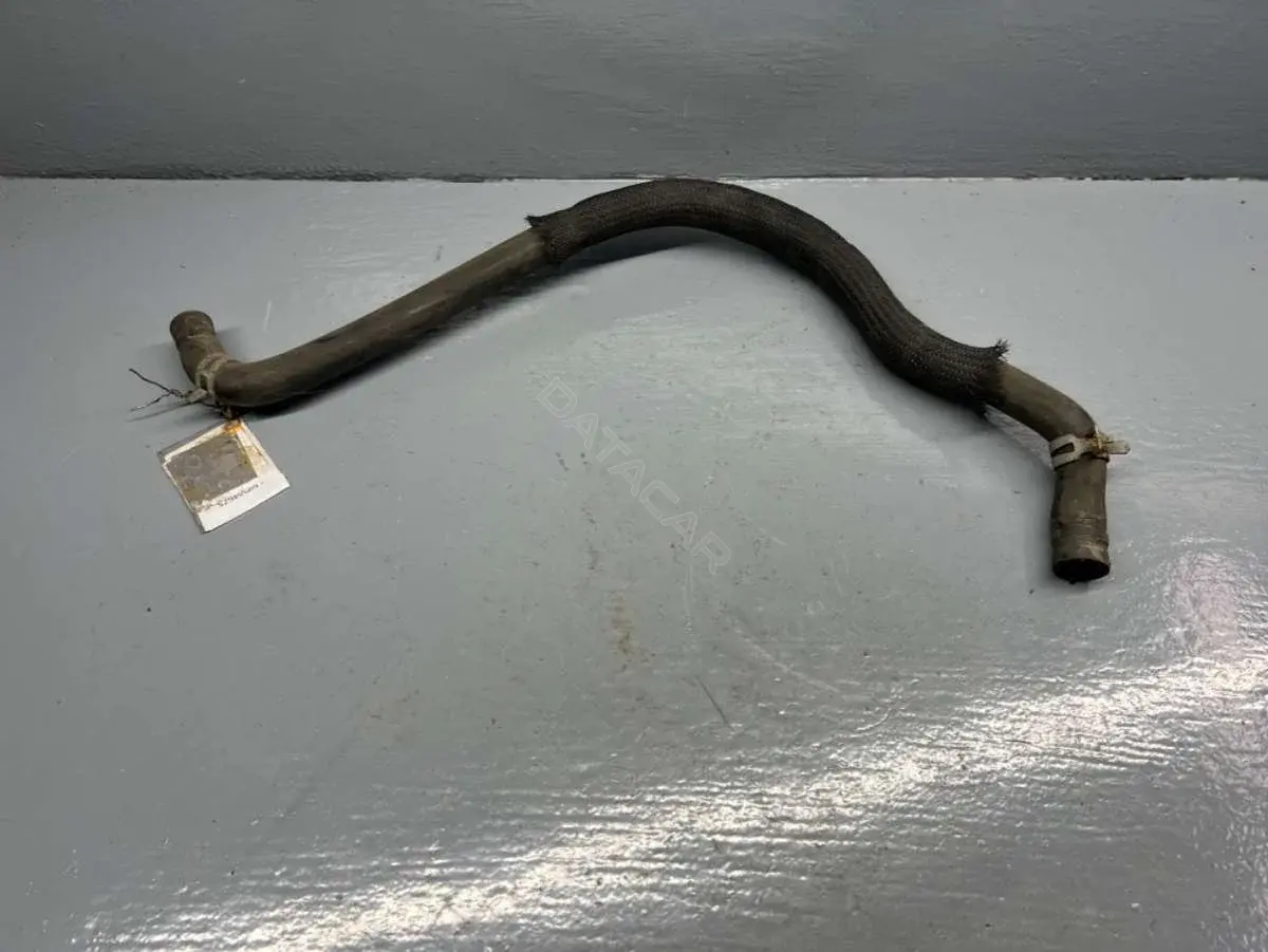 Патрубки системы охлаждения YL84-18K579-DA