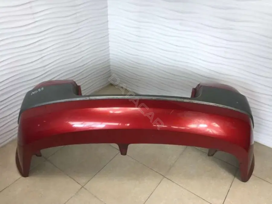Задний бампер 8200119068