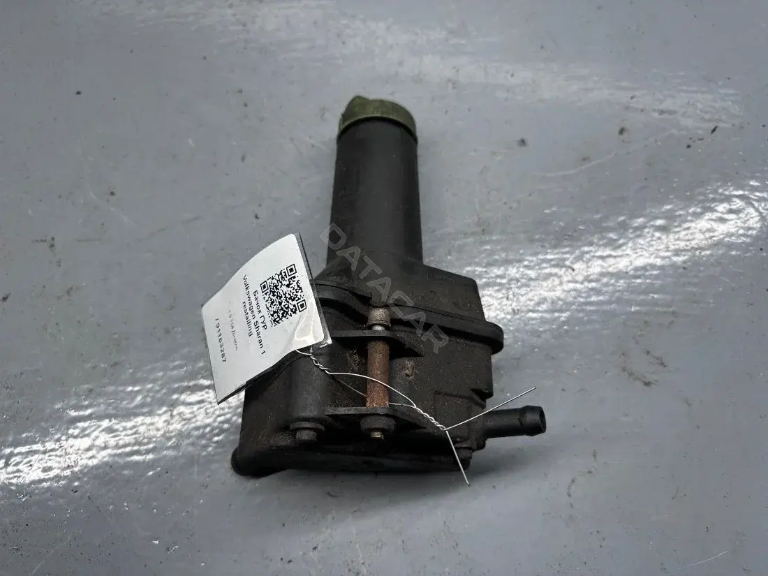 Бачок гидроусилителя 7M3422372, YM21-3E773-AA