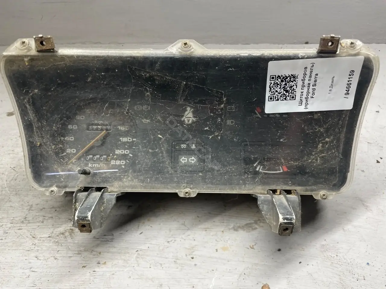 Панель приборов 83BB-10848-BB
