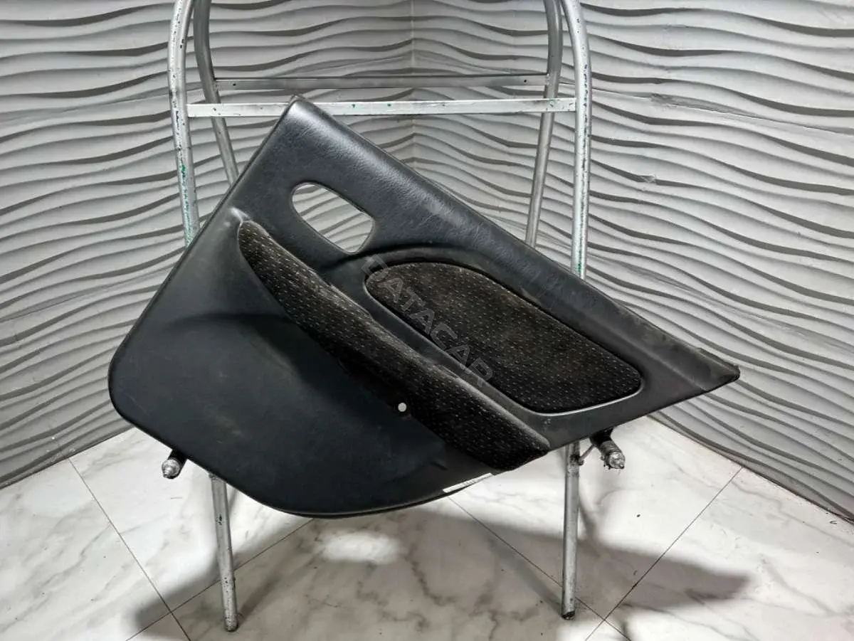 Дверная карта 83320-3D010