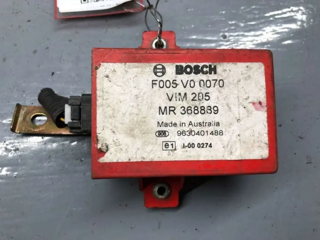 Блок комфорта 9630401488, F005V00070, MR368889