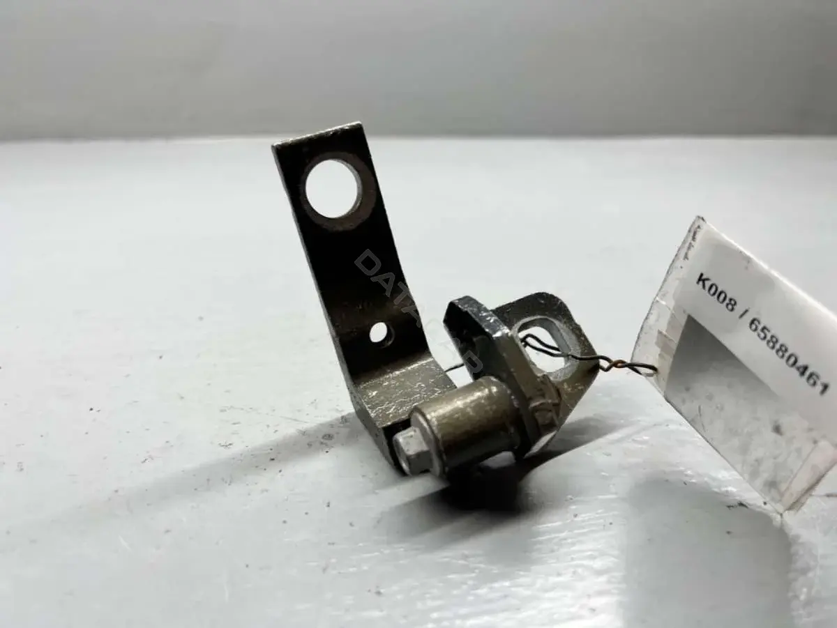 Петля двери AM51-U22801-AE