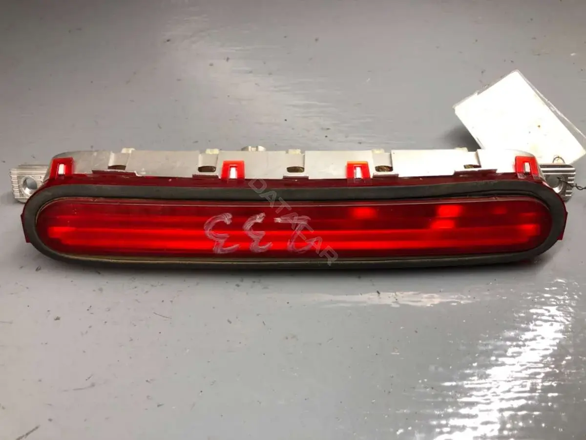 Фонарь стоп сигнала 81570-0F011