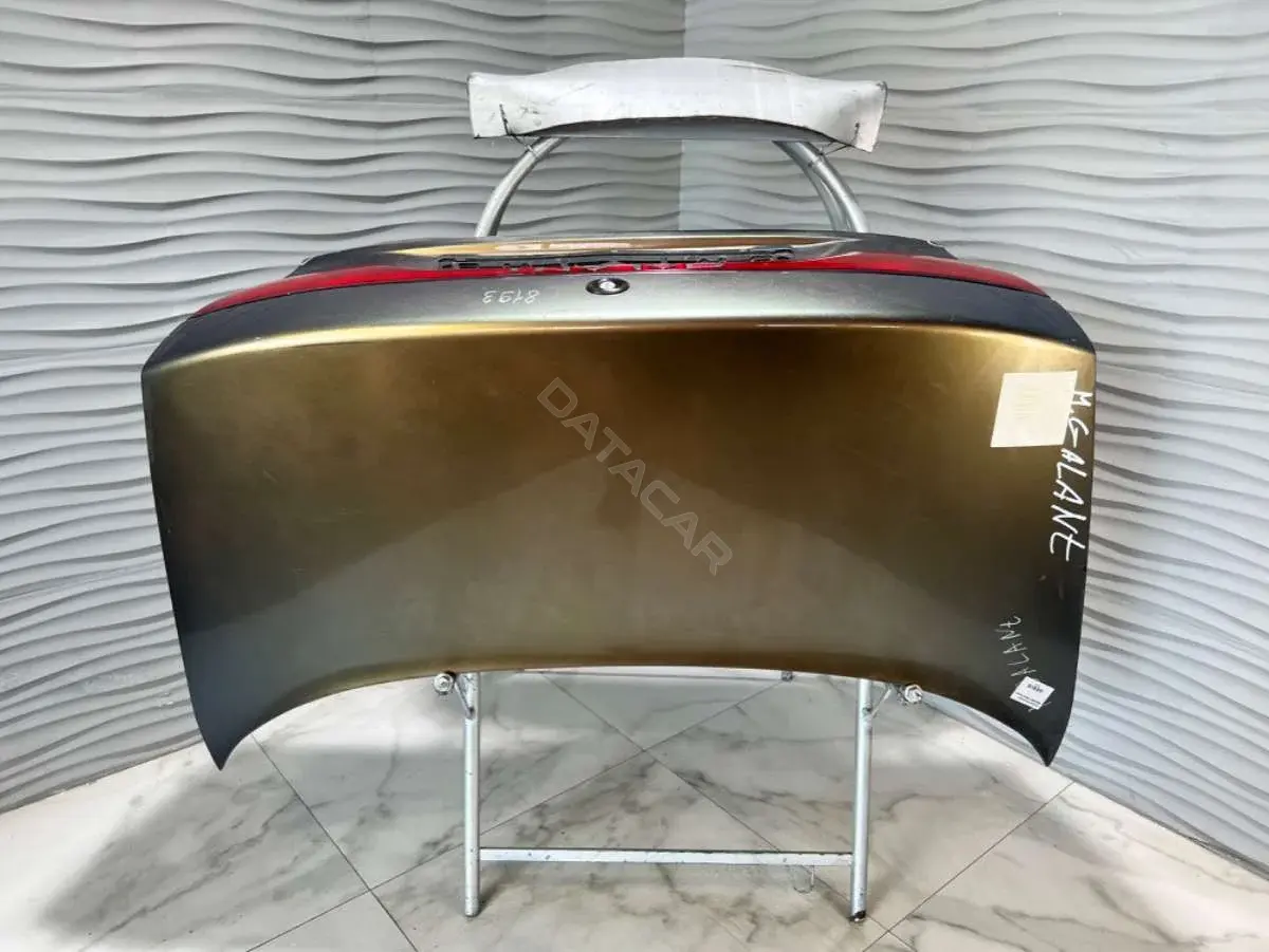 Крышка багажника 8193