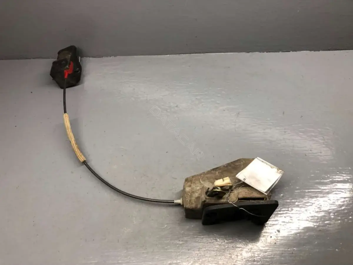 Замок двери 86GBA21812AA