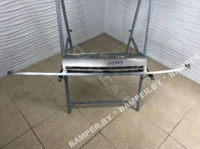 Решетка радиатора 9608645377
