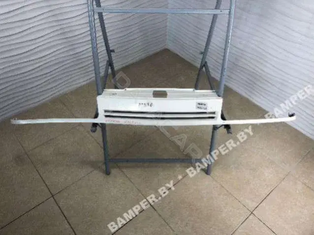 Решетка радиатора 9608645377