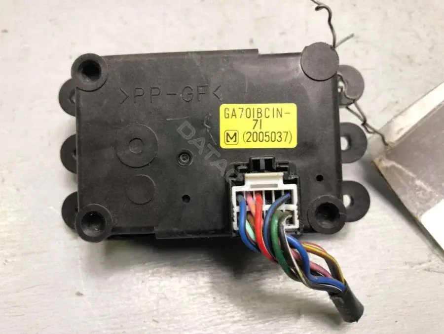 Мотор заслонки печки GA701BCIN-71