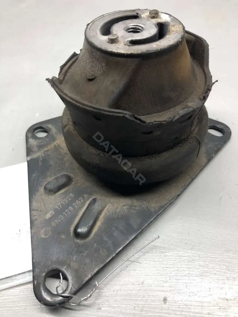 Подушка двигателя (Опора) 6N0199262A