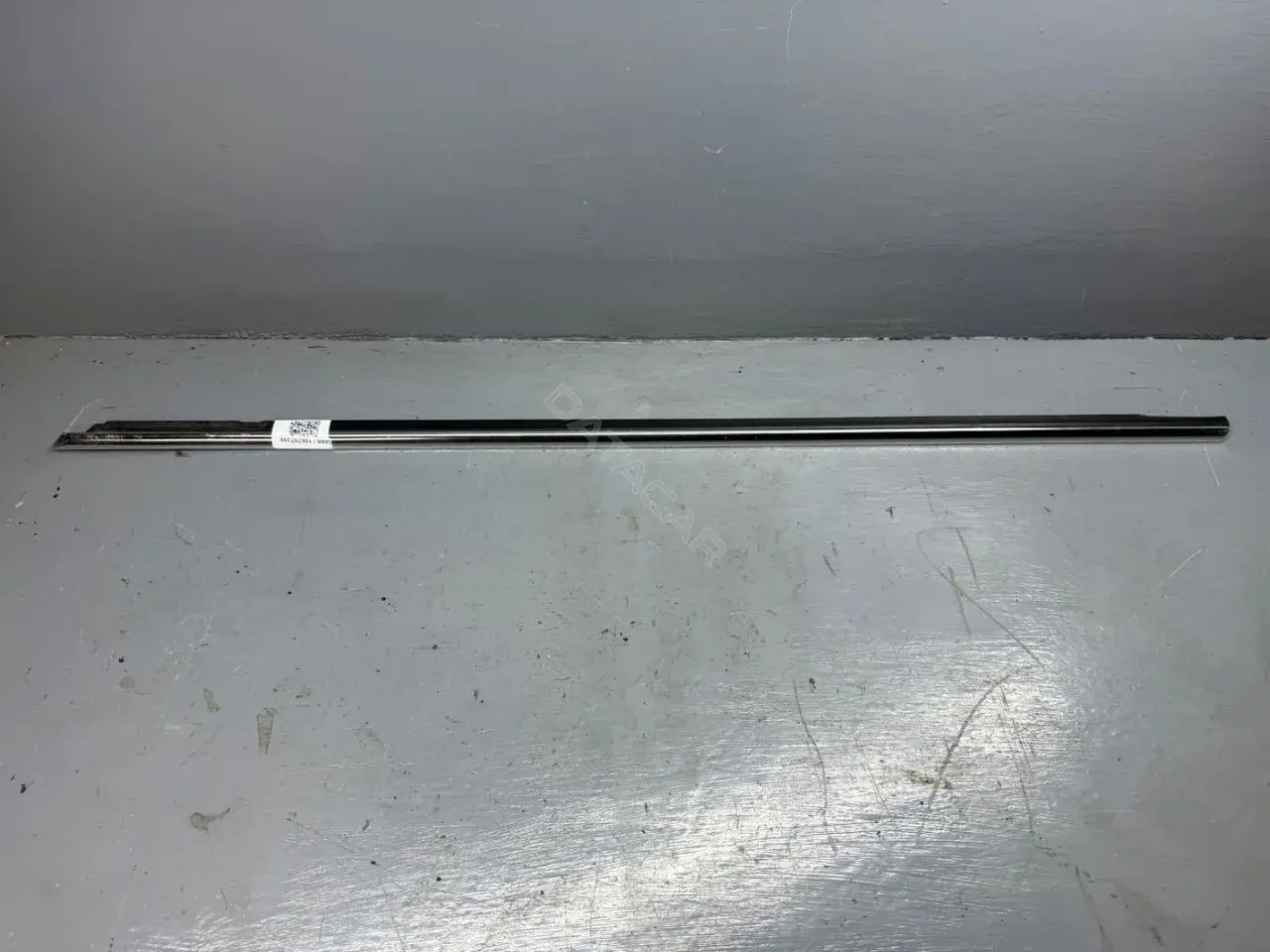 Молдинг двери 3B0837475