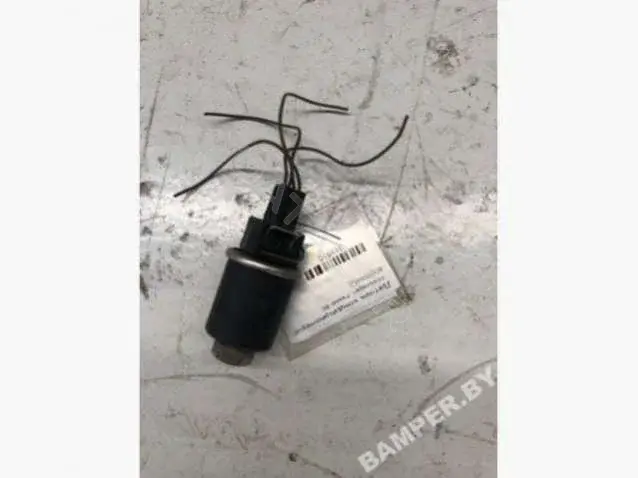 Датчик давления кондиционера 8D0959482l