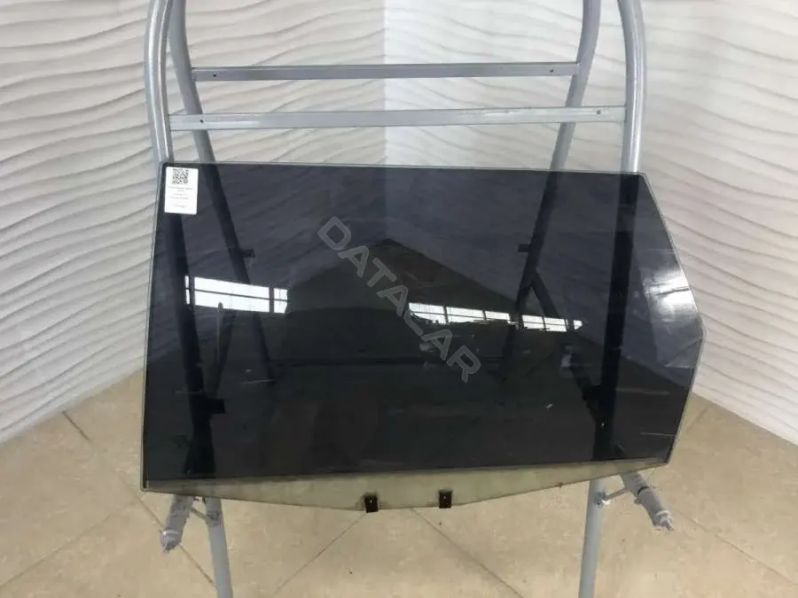 Стекло двери E643R-00081