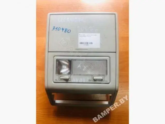 Плафон освещения салона 310480