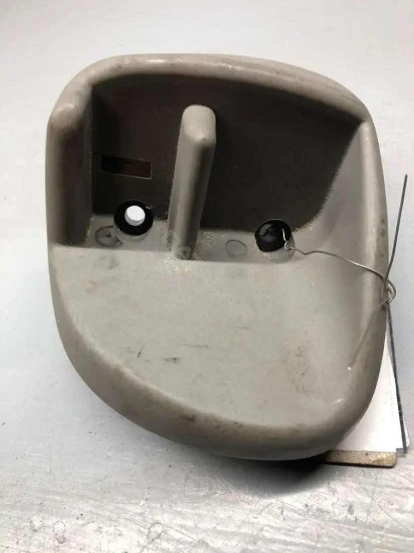 Направляющая шторки багажника (салазки) 7M0868776C, 95VW-N55160-ADW