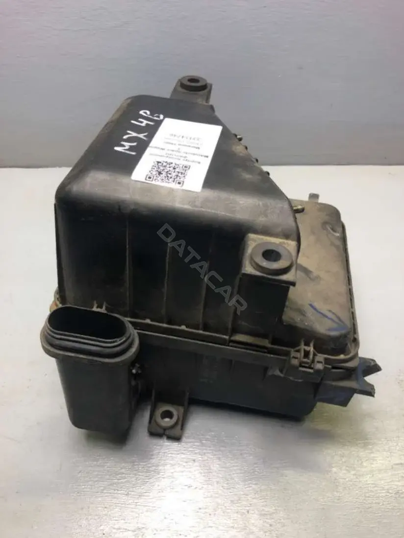 Корпус воздушного фильтра MR281804