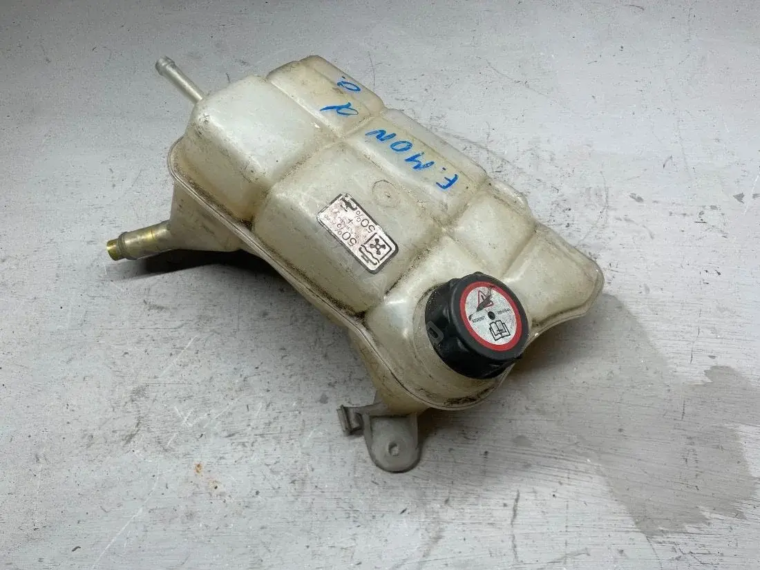Расширительный бачок 96BB-8K218-AA